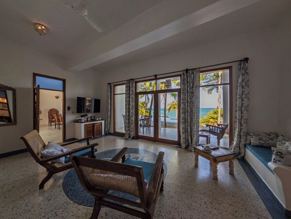 Suite with Sea View ( Villa Kidosho ) | Premium bedding, minibar, in-room safe, individually decorated