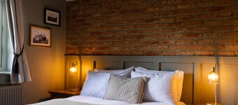 The Poacher Inn