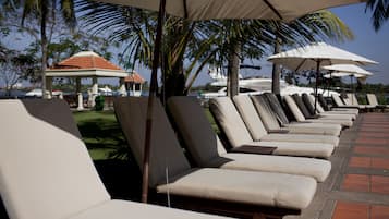 ์ผ์ธ ์์์ฅ, ์ผ๊ด์ ์์