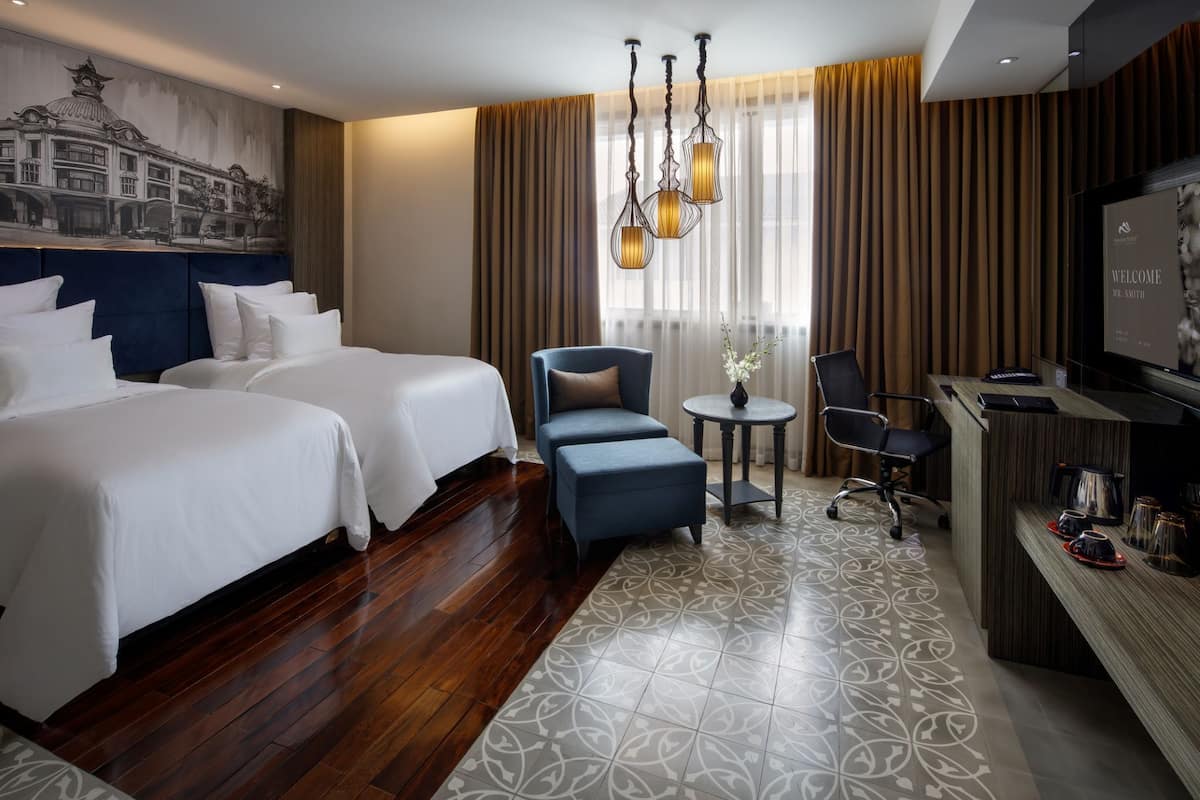 trend twin suite | 1 bedroom, in-room safe, desk, blackout curtains