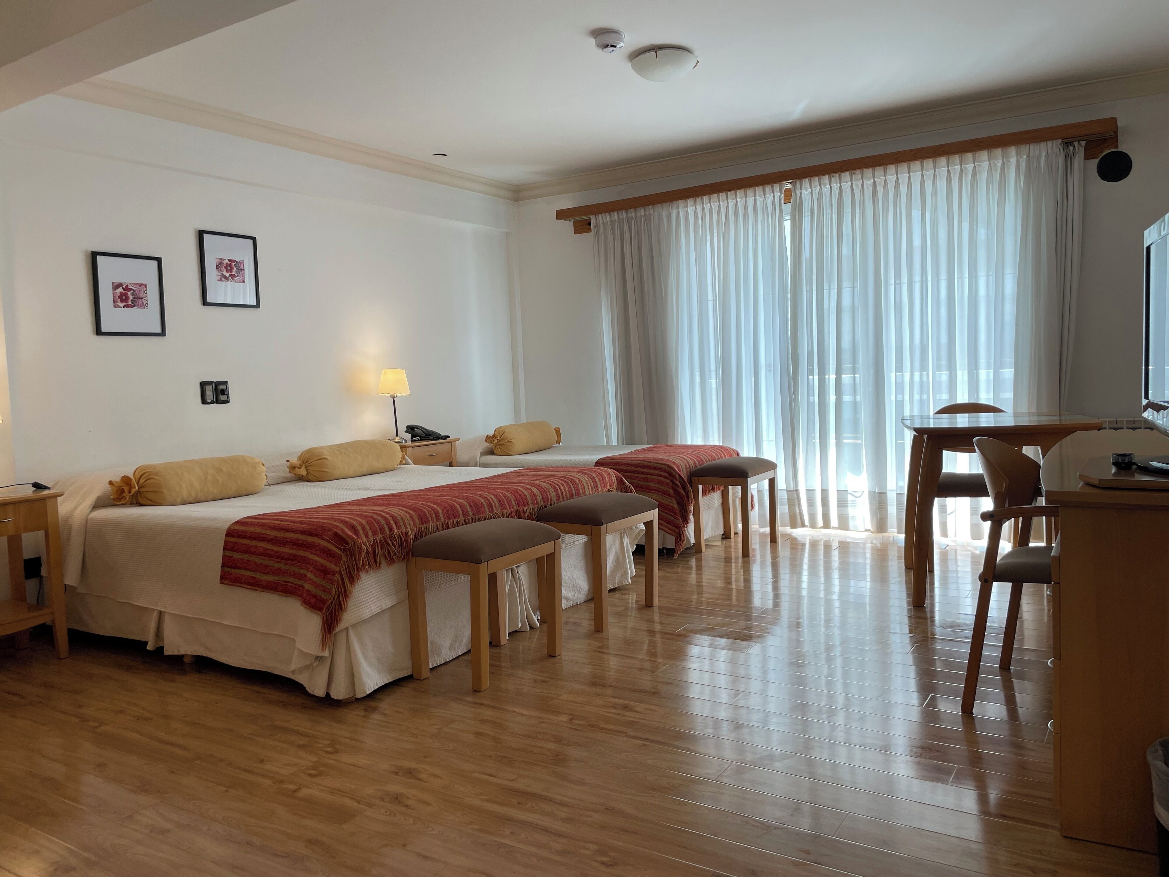 Classic Room | In-room safe, blackout drapes, soundproofing, iron/ironing board