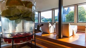 Sauna, tina de hidromasaje, baño de vapor y baño turco o hammam