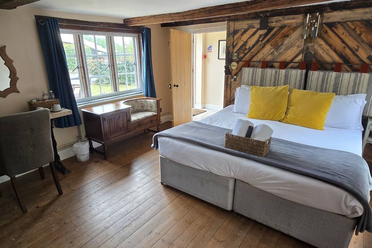 Chambre Standard Double ou avec lits jumeaux, salle de bains attenante | 1 chambre