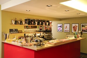 Buffet - Hotel Blauer Bock (Munich)