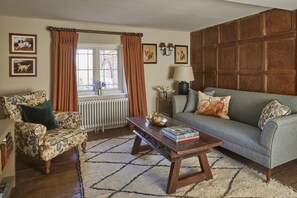 Cottage, Private Bathroom (Orchard House) | Interior