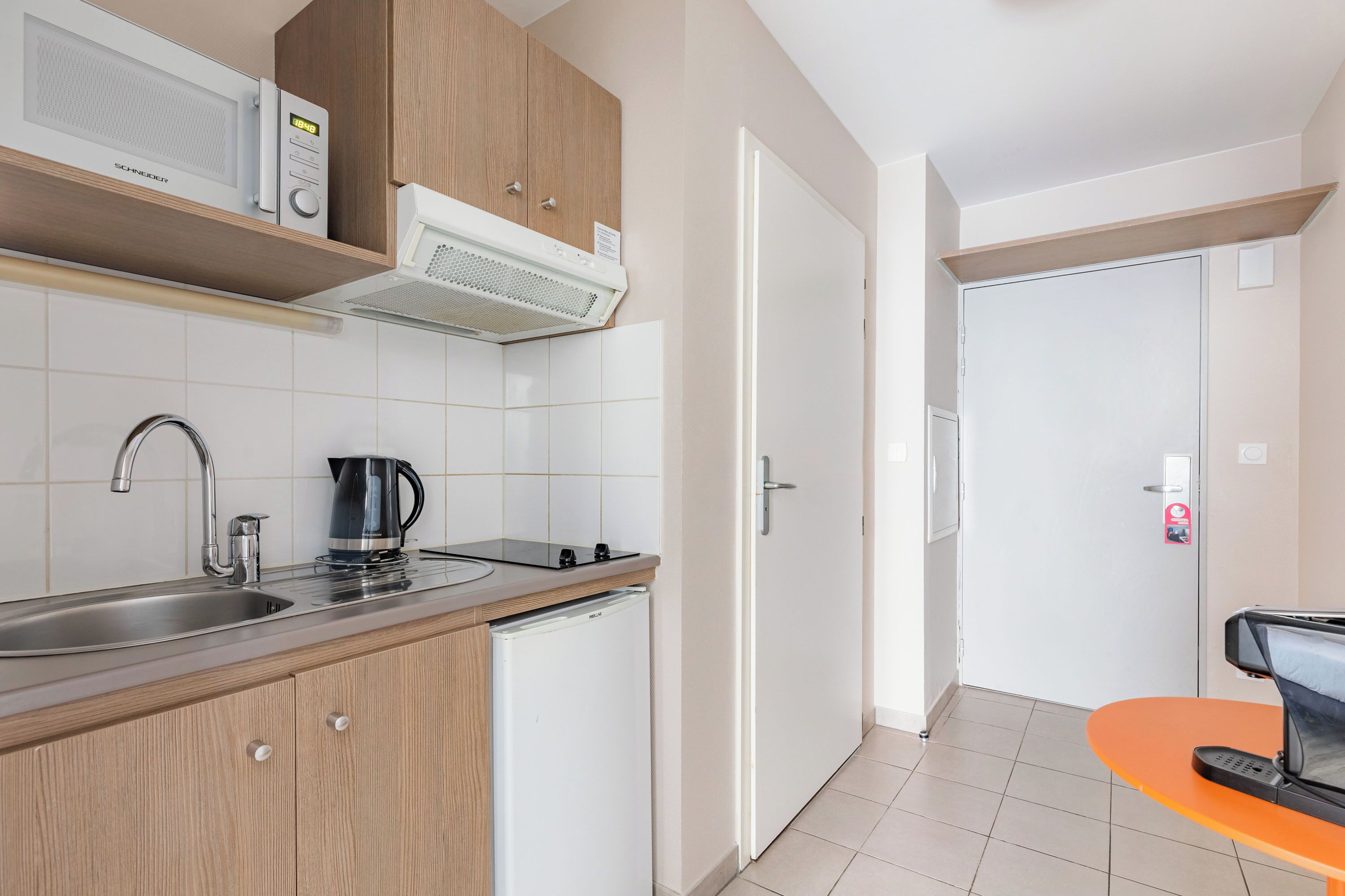 Private kitchenette