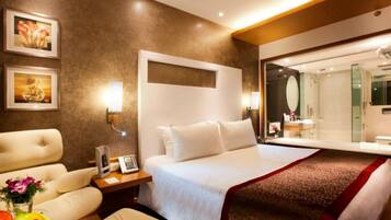 In-room safe, desk, laptop workspace, blackout drapes