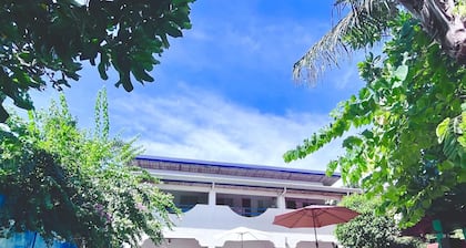 Acacia Sunset Village Inn