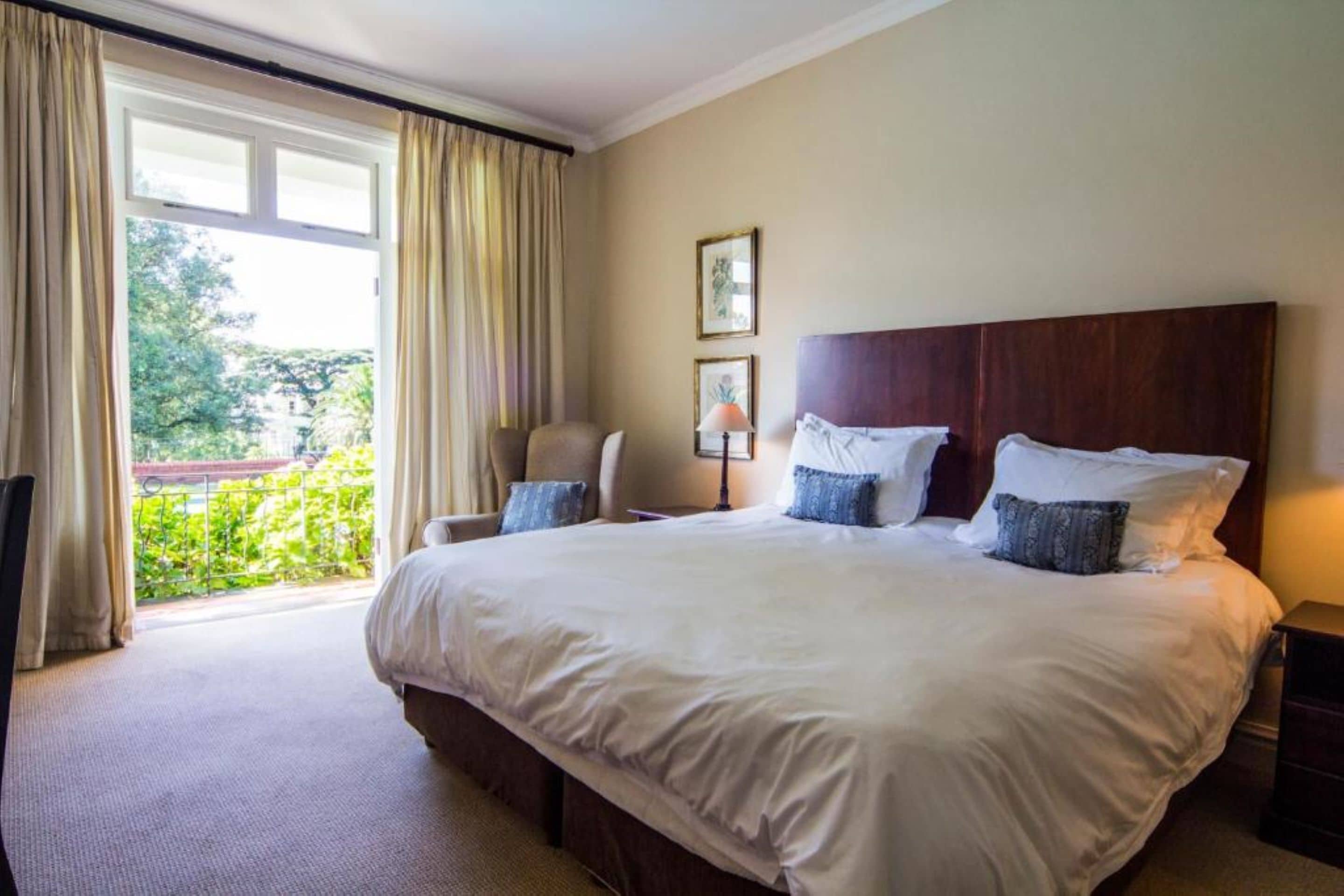 deluxe suite, 1 bedroom | 1 bedroom, premium bedding, in-room safe, individually decorated