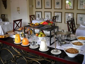 Petit déjeuner préparé sur commande servi tous les jours en supplément