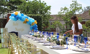 Zona a l'aire lliure per a la celebració de banquets
