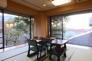 Ryokan dining