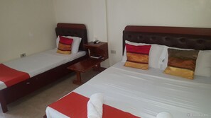 Room - Jilian Tourist Inn (Puerto Princesa)