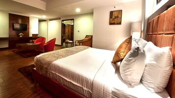 Minibar, in-room safe, desk, rollaway beds