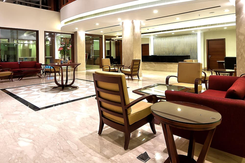 The Golden Plaza Hotel & Spa