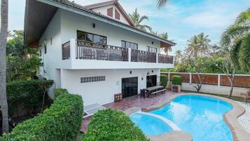Three Bedroom Family Suite with Private Pool | Terrace/patio
