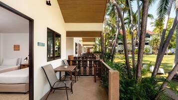 Superior Bungalow Garden View | Terrace/patio