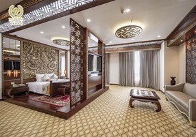 总统套房 | 迷你吧、客房内保险箱、办公桌、遮光窗帘