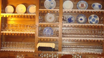 Breakfast, lunch, dinner served; Spanish cuisine