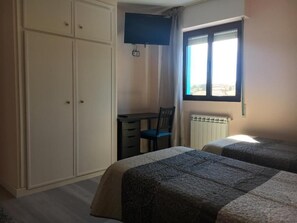 Cortinas opacas y wifi gratis