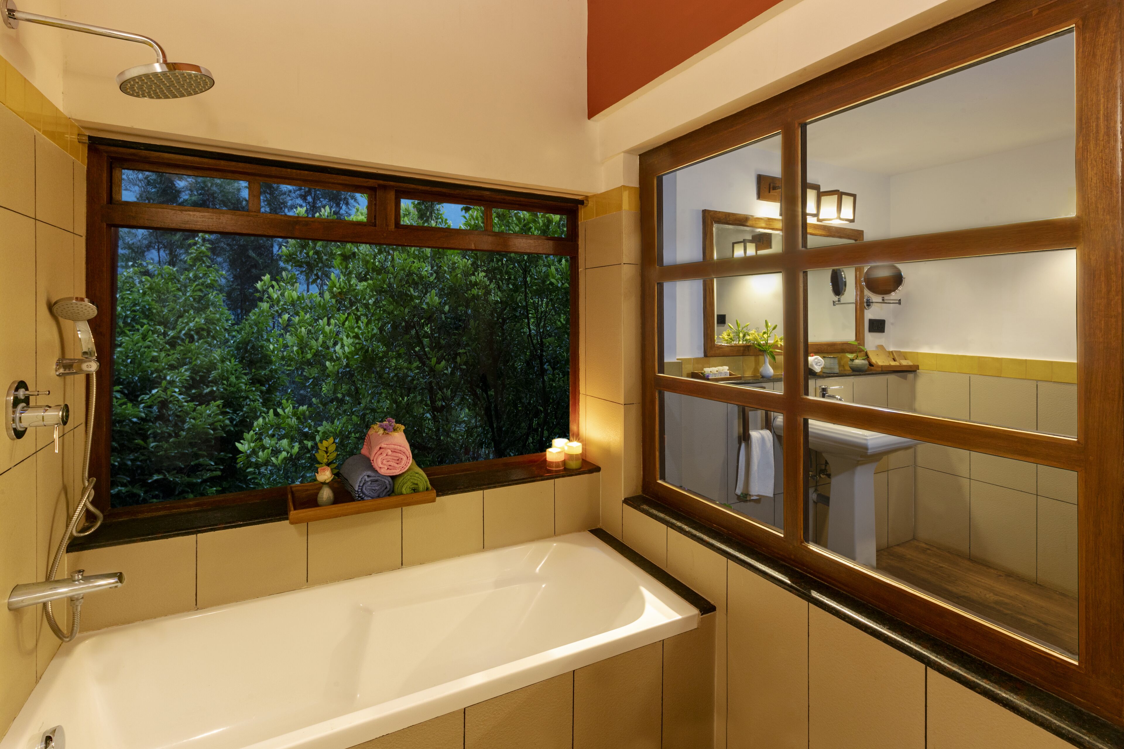 kurumba cottage | bathroom | free toiletries, towels