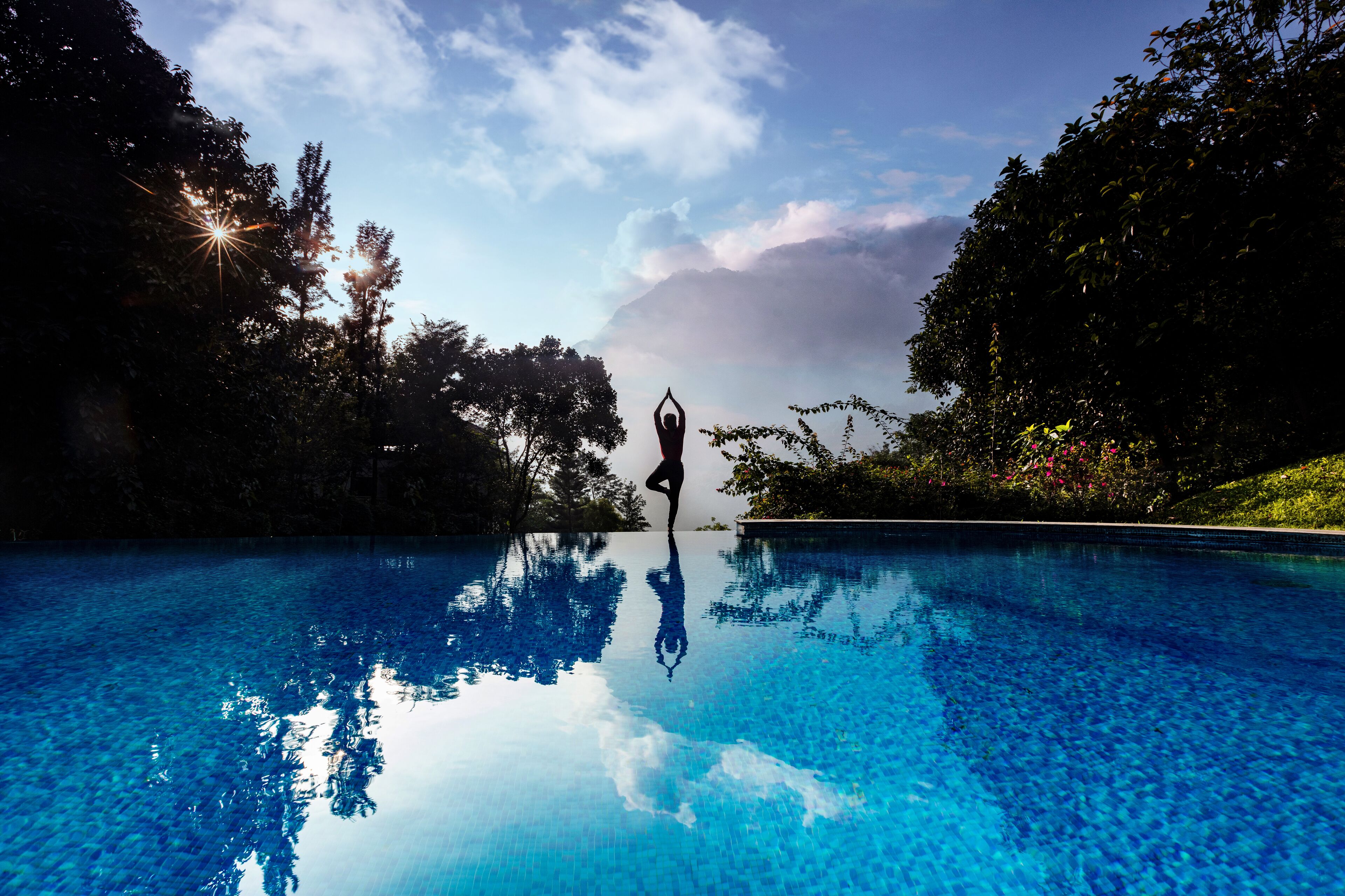 outdoor pool, pool loungers