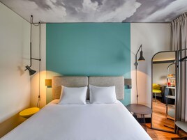 Standard Double Room, 1 Queen Bed | Desk, soundproofing, free cribs/infant beds, free WiFi