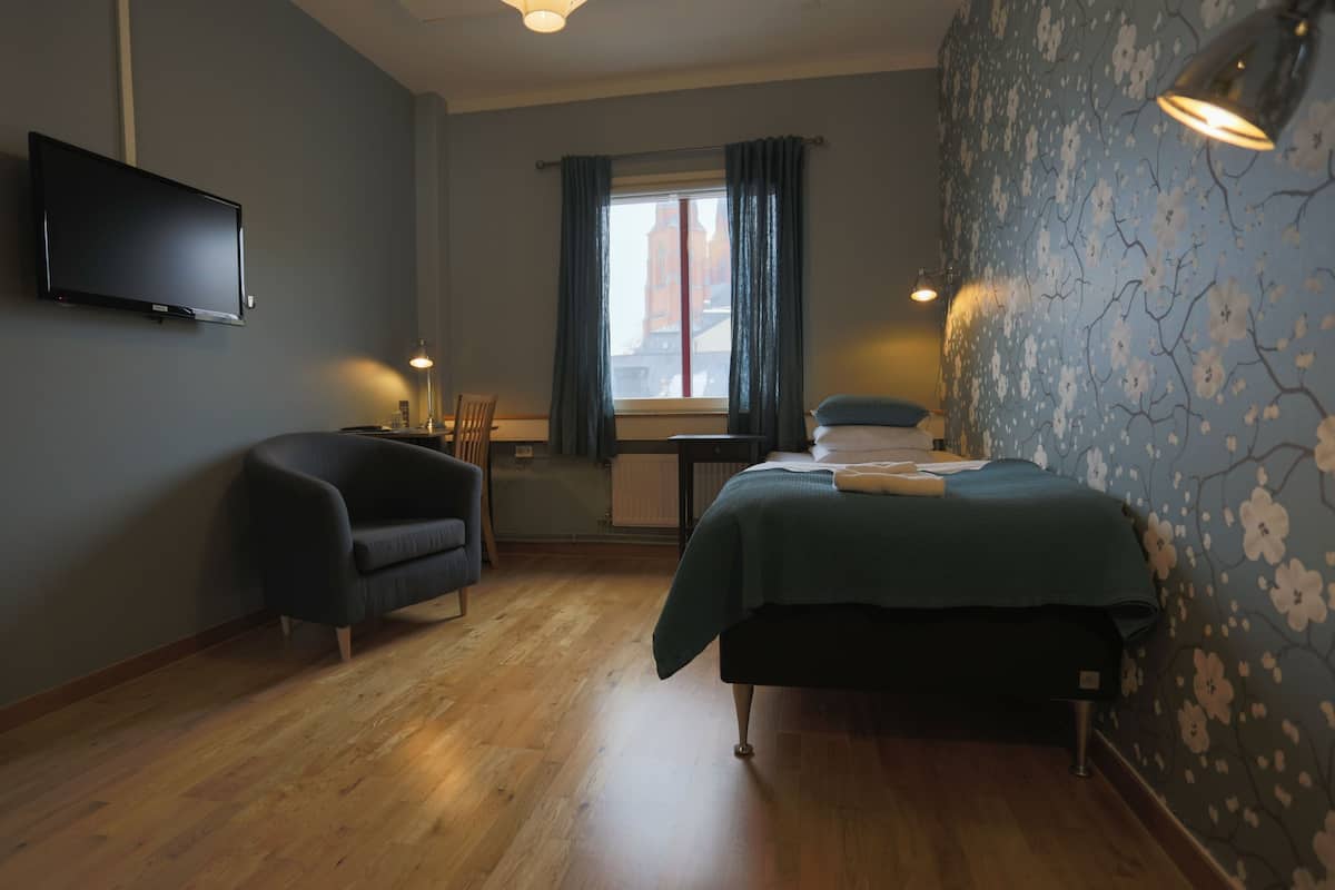 Roupas de cama premium, individualmente mobiliados, escrivaninha