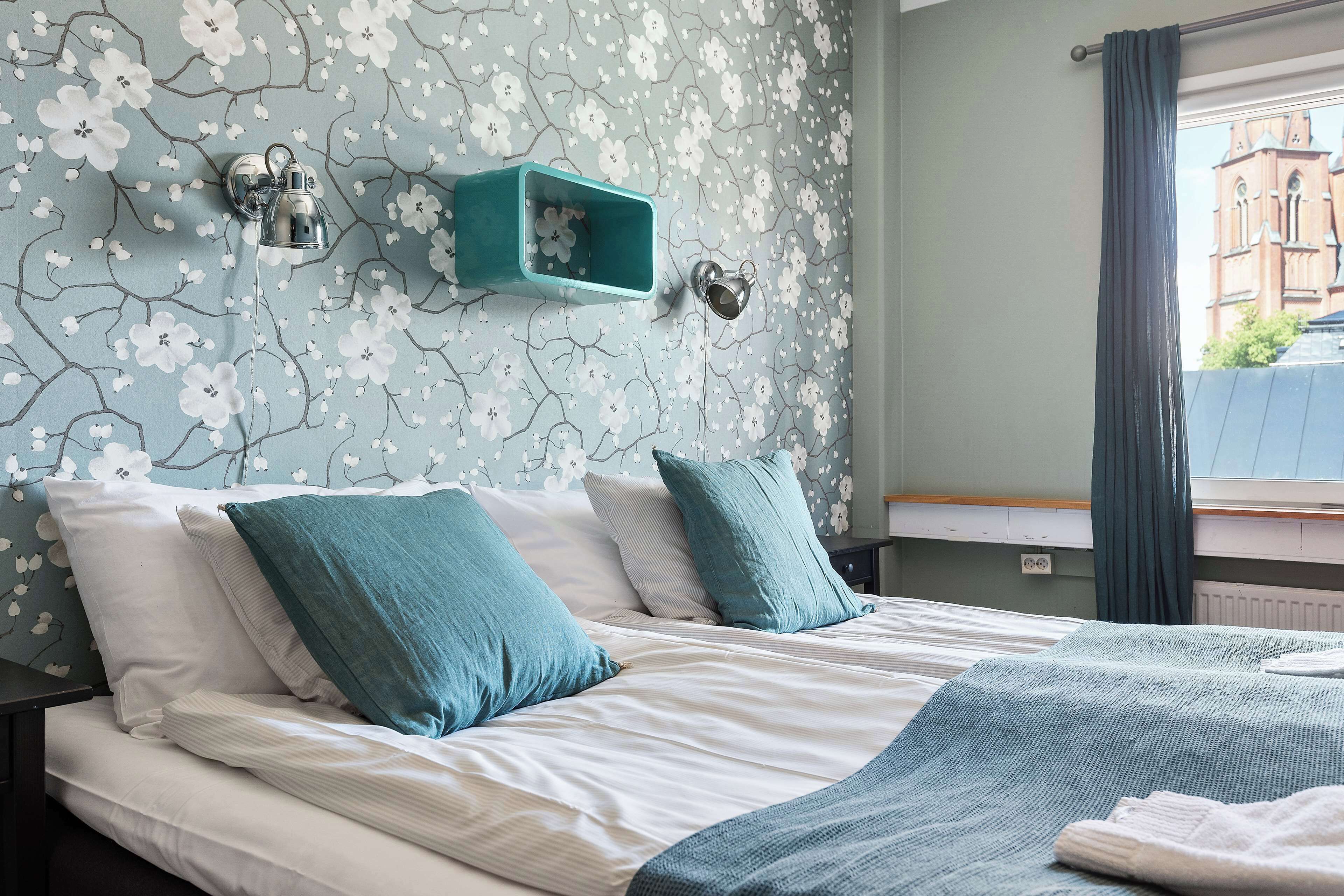 Premium bedding, individually furnished, desk, free WiFi