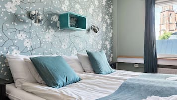 Premium bedding, individually furnished, desk, free WiFi