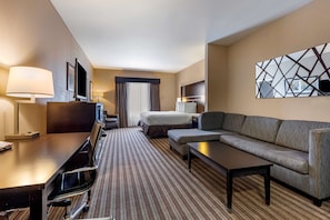 Pillow-top beds, desk, laptop workspace, soundproofing - Best Western Plus North Odessa Inn & Suites (Odessa)