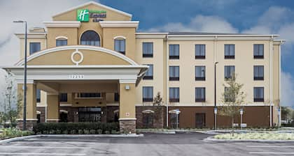 Holiday Inn Express & Suites Orlando East - UCF Area, an IHG Hotel