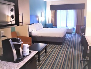 Suite, 1 King Bed with Sofa bed