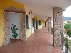 Standard-Einzelzimmer | Terrasse/Patio