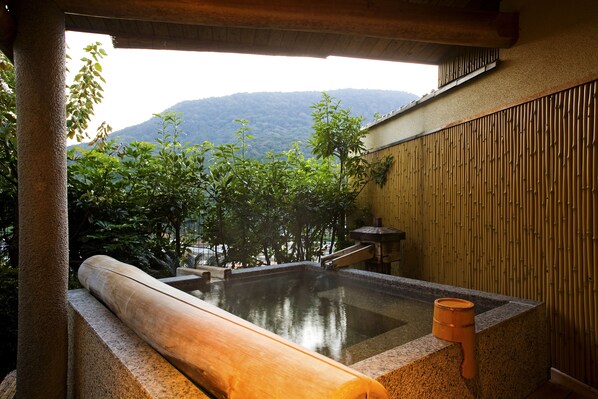 HanaKurabu-Japanese-style room, with open-air bath (Non-smoking) | Bathroom amenities