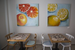 Daily buffet breakfast for a fee - Preka Maria Hotel (Santorini)