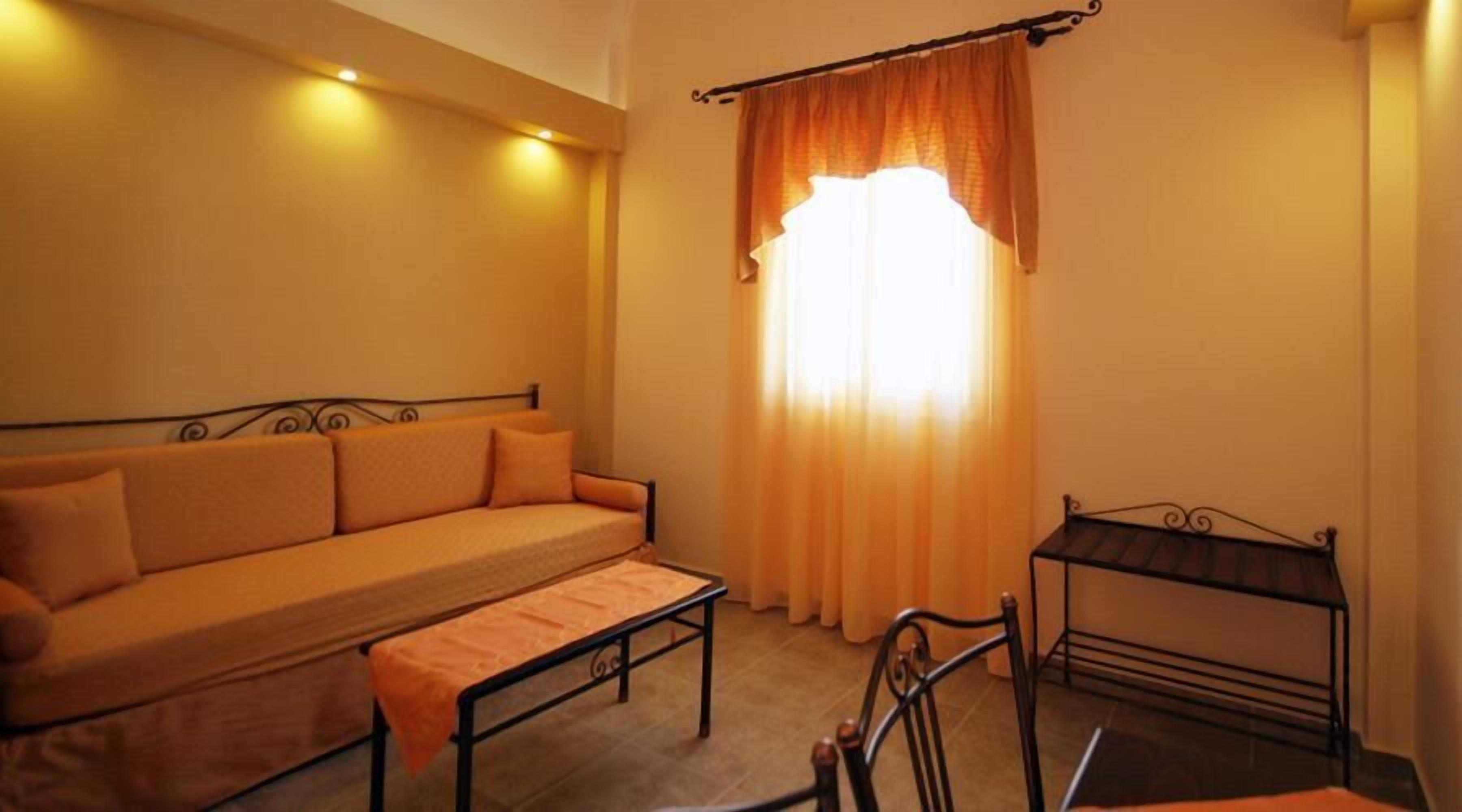 xxxapartment | living room | tv