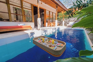 One Bedroom Villa with Private Pool | Ontbijt | Dagelijks continentaal ontbijt (toeslag)