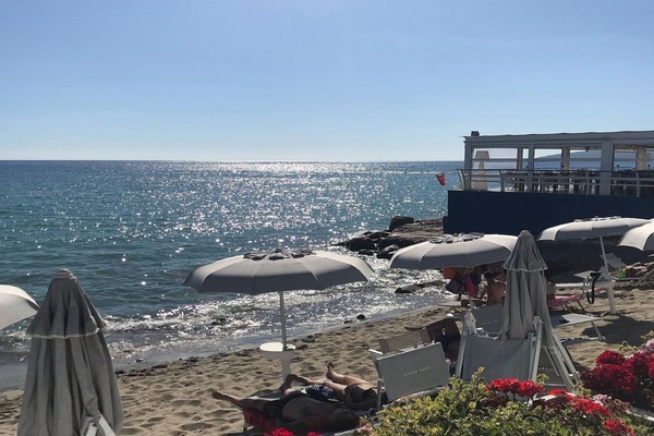 On the beach, white sand, beach bar, fishing