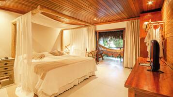 Apartamento luxo | Roupas de cama premium, frigobar, cofres nos quartos, escrivaninha