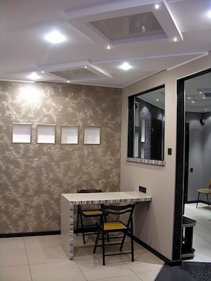 Standard Room | Living area