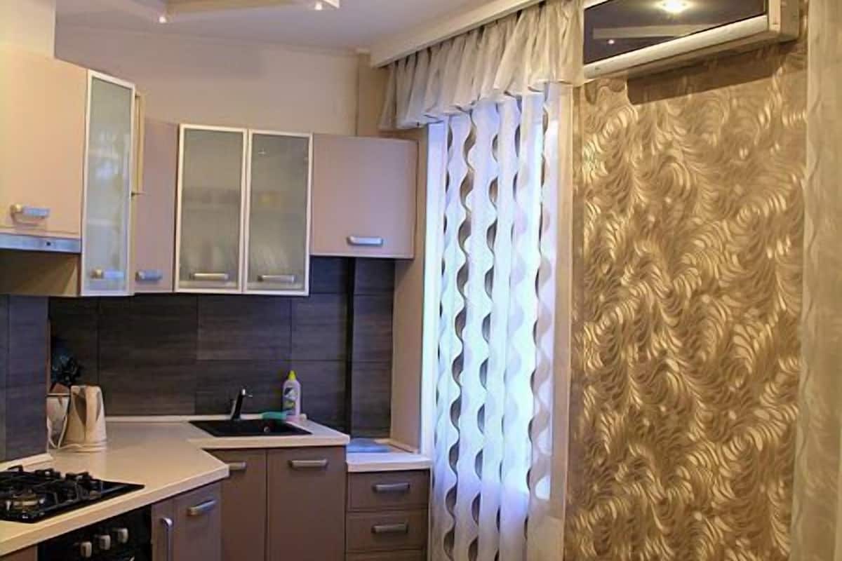 One Bedroom Apartment (Gospitalnaya 2) | Private kitchen | Electric kettle