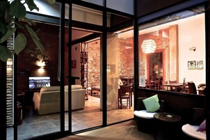 24-inch plasma TV with cable channels, TV, iPod dock