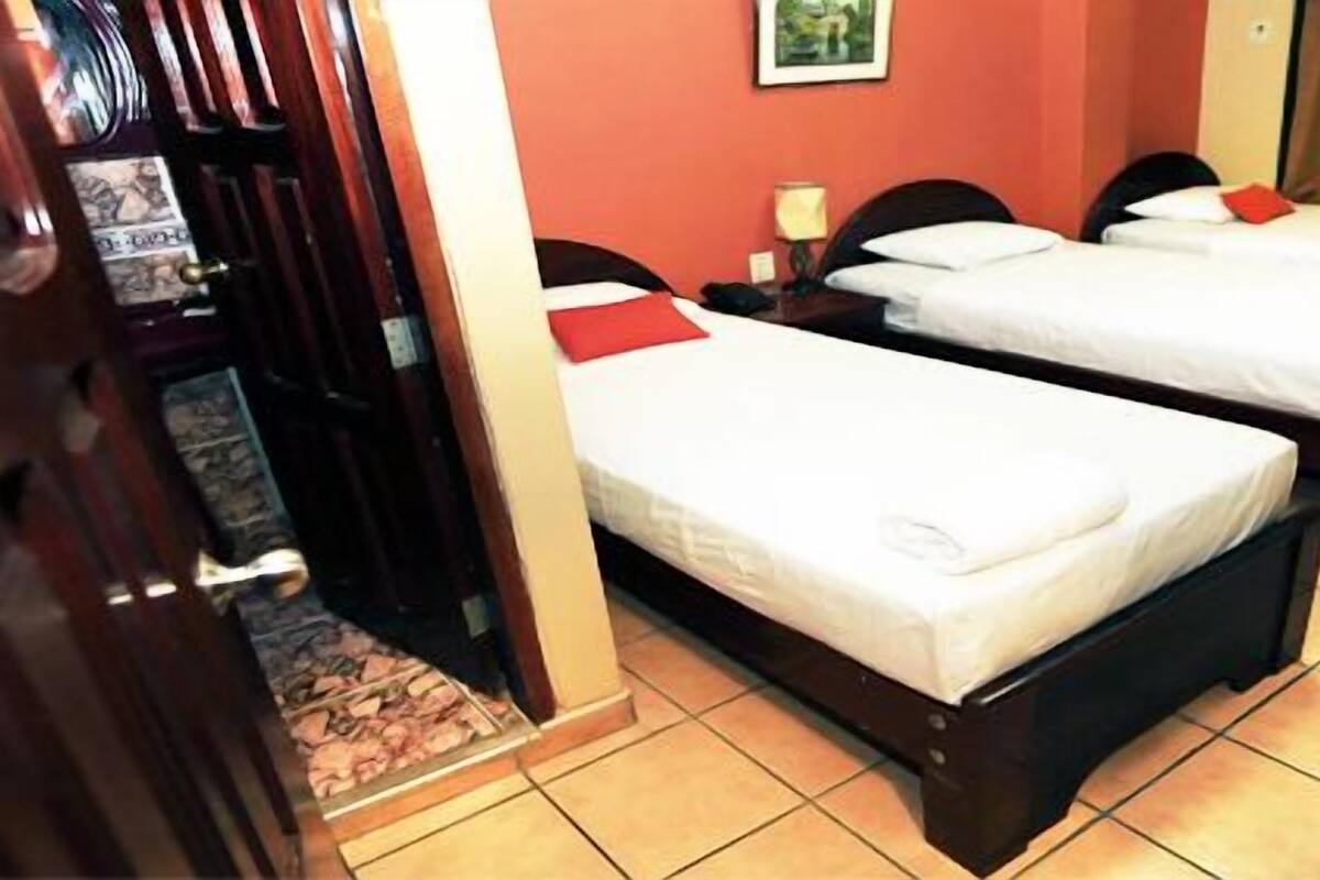 Triple Room | Rollaway beds, free WiFi