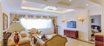 Yulin Hotel