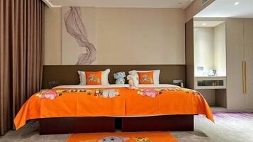 미니바, 객실 내 금고, 알람 시계