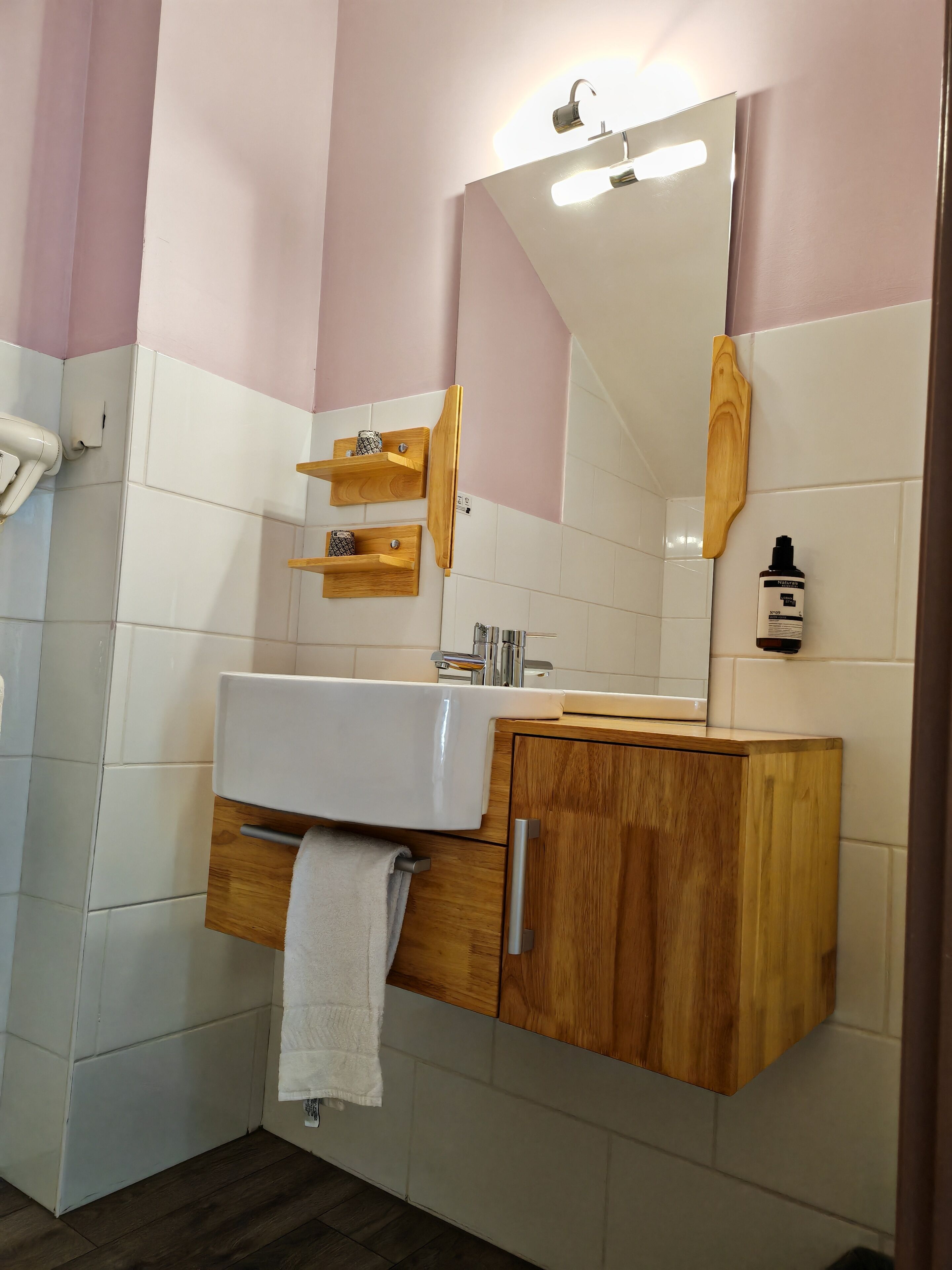 junior double room, terrace | bathroom | free toiletries, hair dryer, towels, soap