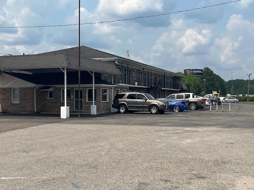Motel 6 Saint George, SC – I-95