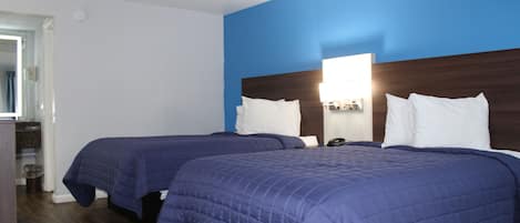 Bureau, accĂšs au Wi-Fi (inclus), literie fournie