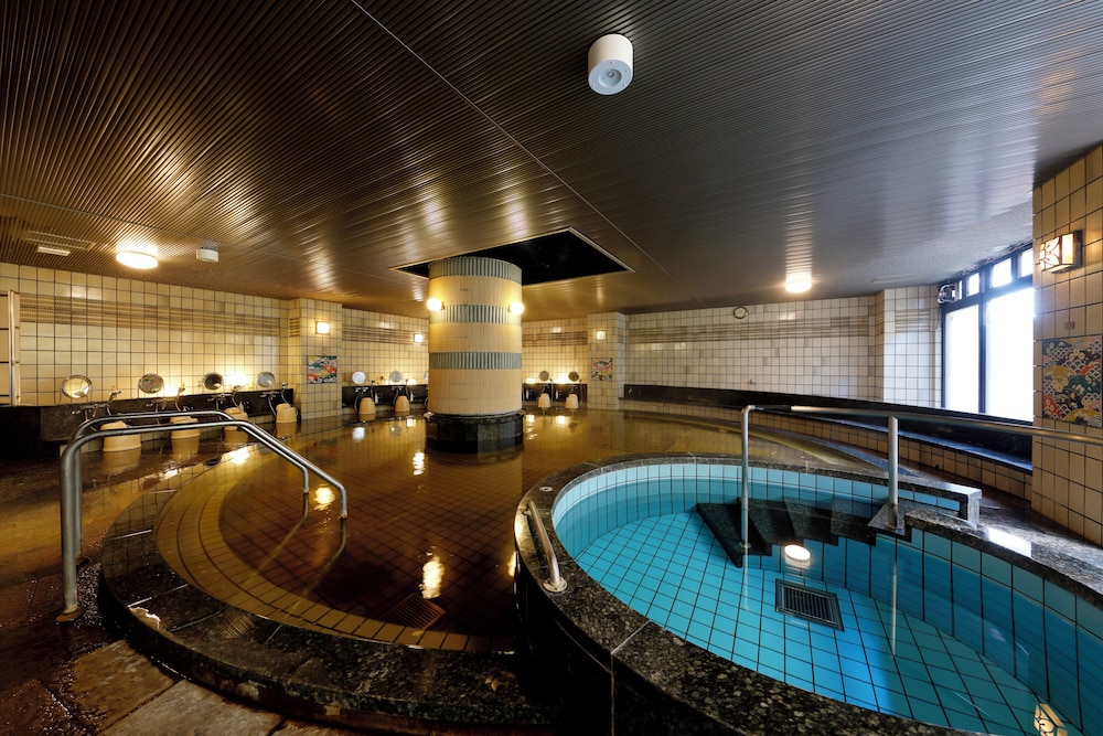 Kanazawa Hakuchoro Hotel Sanraku by null